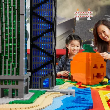 Brick Or Treat Buildilng Pumpkins LEGOLAND Discovery Center